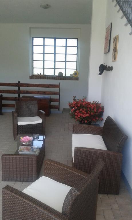B&B La Coccarda CastellʼAlfero Dış mekan fotoğraf