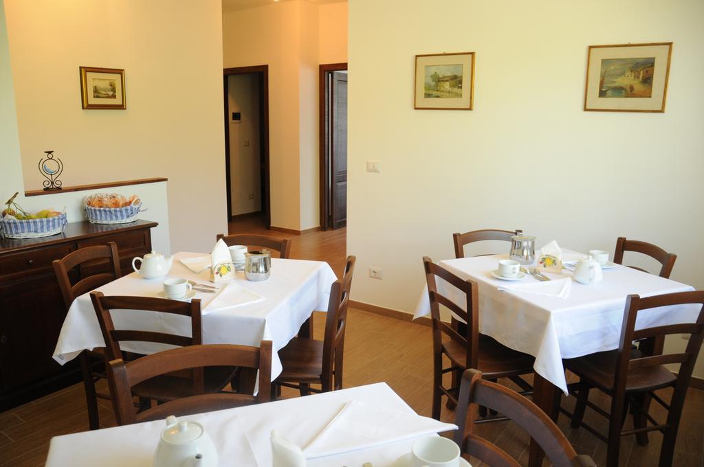 B&B La Coccarda CastellʼAlfero Dış mekan fotoğraf