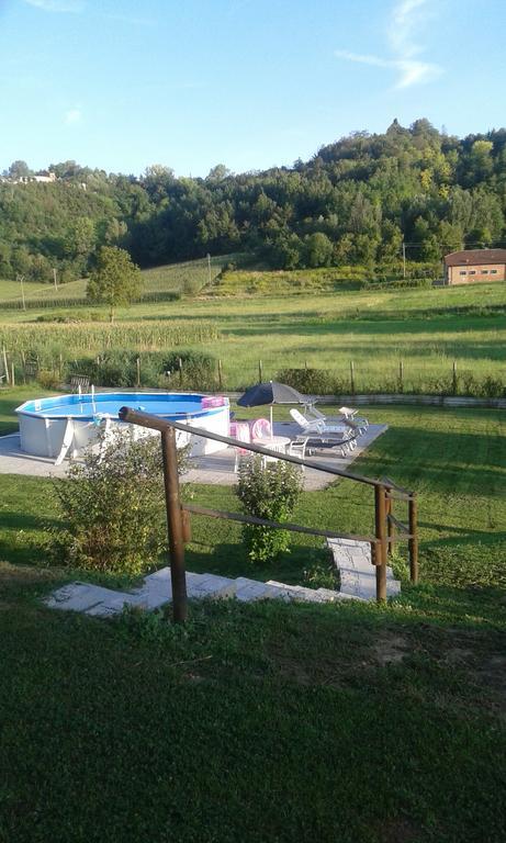 B&B La Coccarda CastellʼAlfero Dış mekan fotoğraf