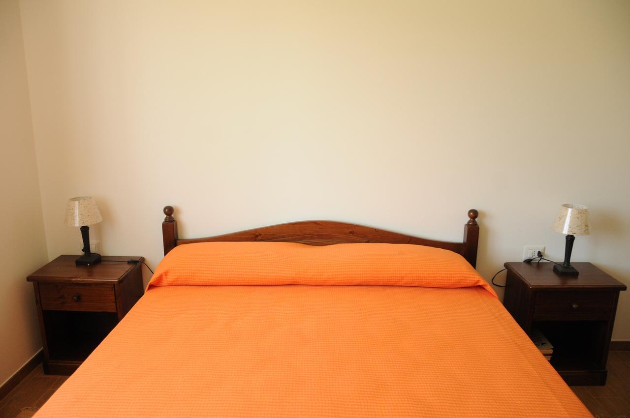 B&B La Coccarda CastellʼAlfero Dış mekan fotoğraf